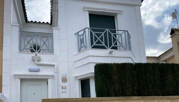 Semi Detached Villa - Videresalg - Orihuela Costa - Villamartín