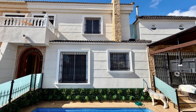 Semi Detached Villa - Wiederverkauf - Orihuela Costa - La Zenia