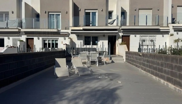 Stadthaus - Wiederverkauf - Torrevieja - Nueva Torrevieja - Aguas Nuevas