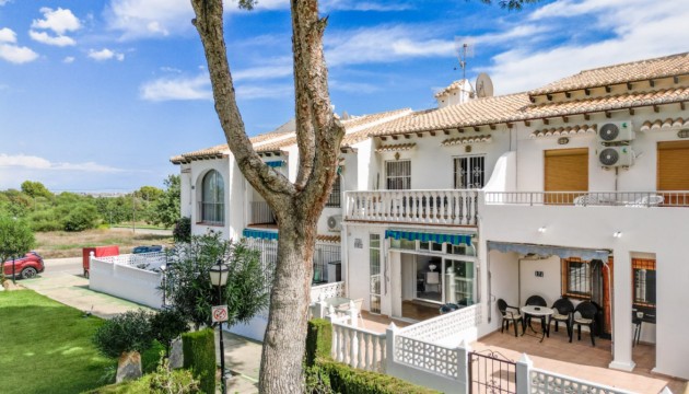town_house - Herverkoop - Torrevieja - Los Balcones - Los Altos del Edén