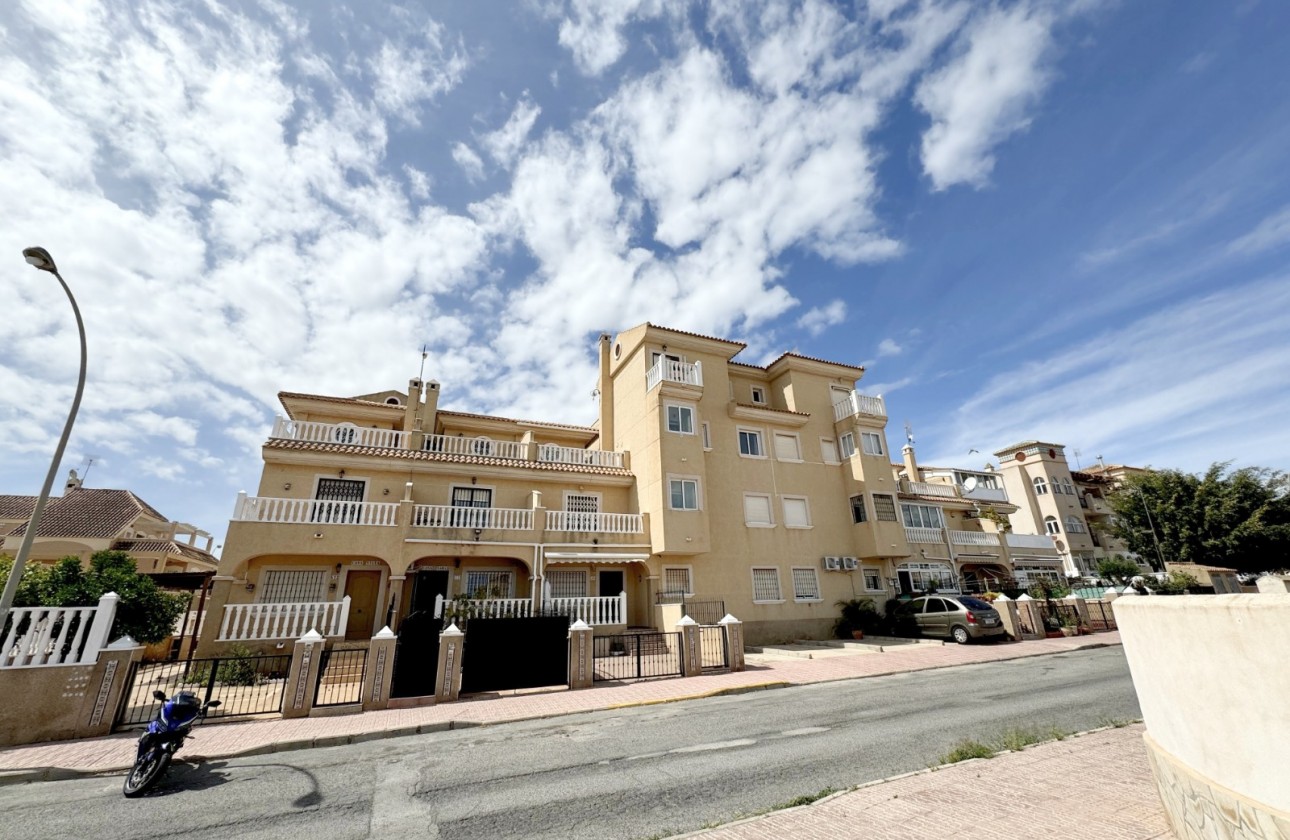 Videresalg - Apartment - Orihuela Costa - La Florida