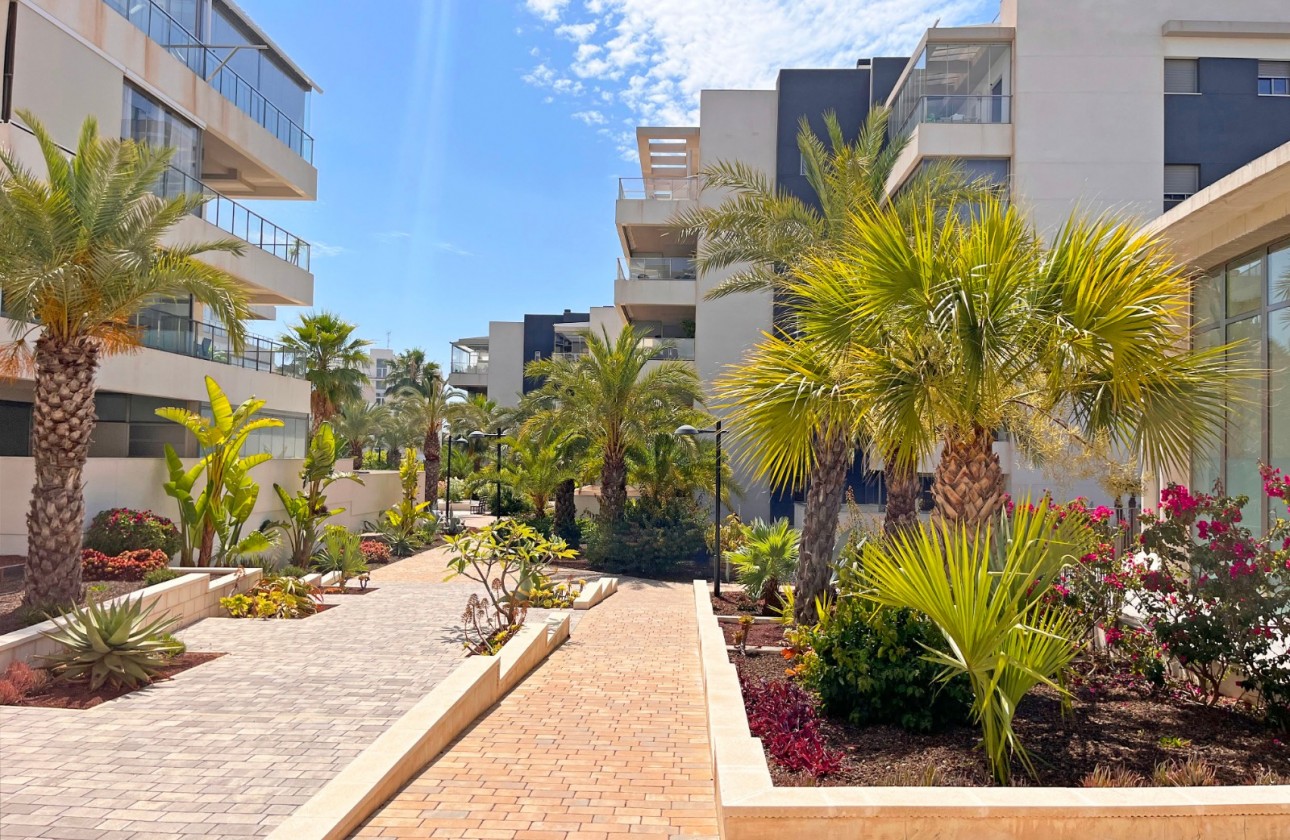 Videresalg - Apartment - Orihuela Costa - Los Dolses