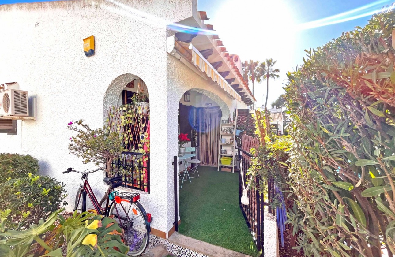 Videresalg - Bungalow - Orihuela Costa - Cabo Roig