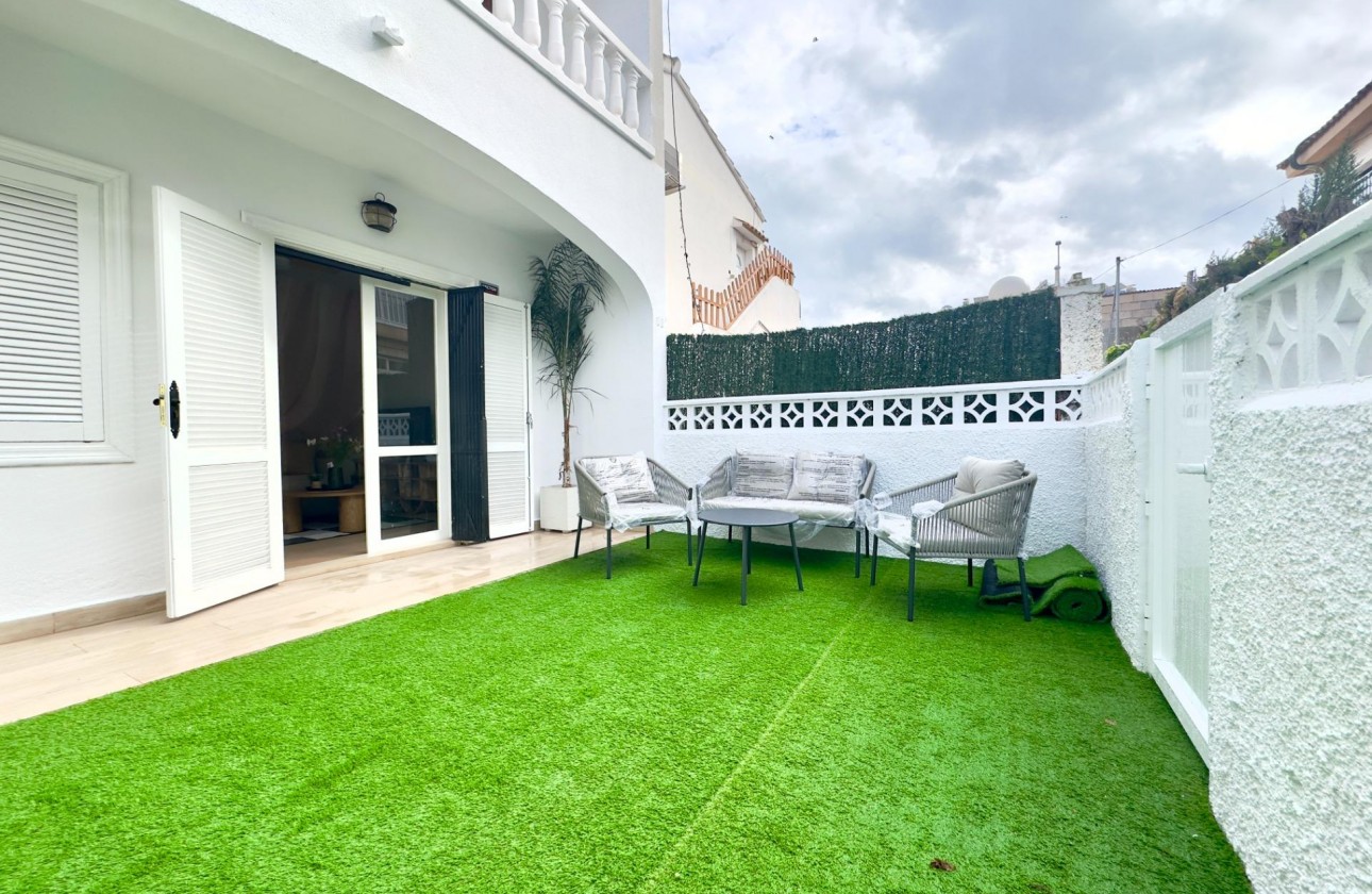 Videresalg - Bungalow - Orihuela Costa - Cabo Roig