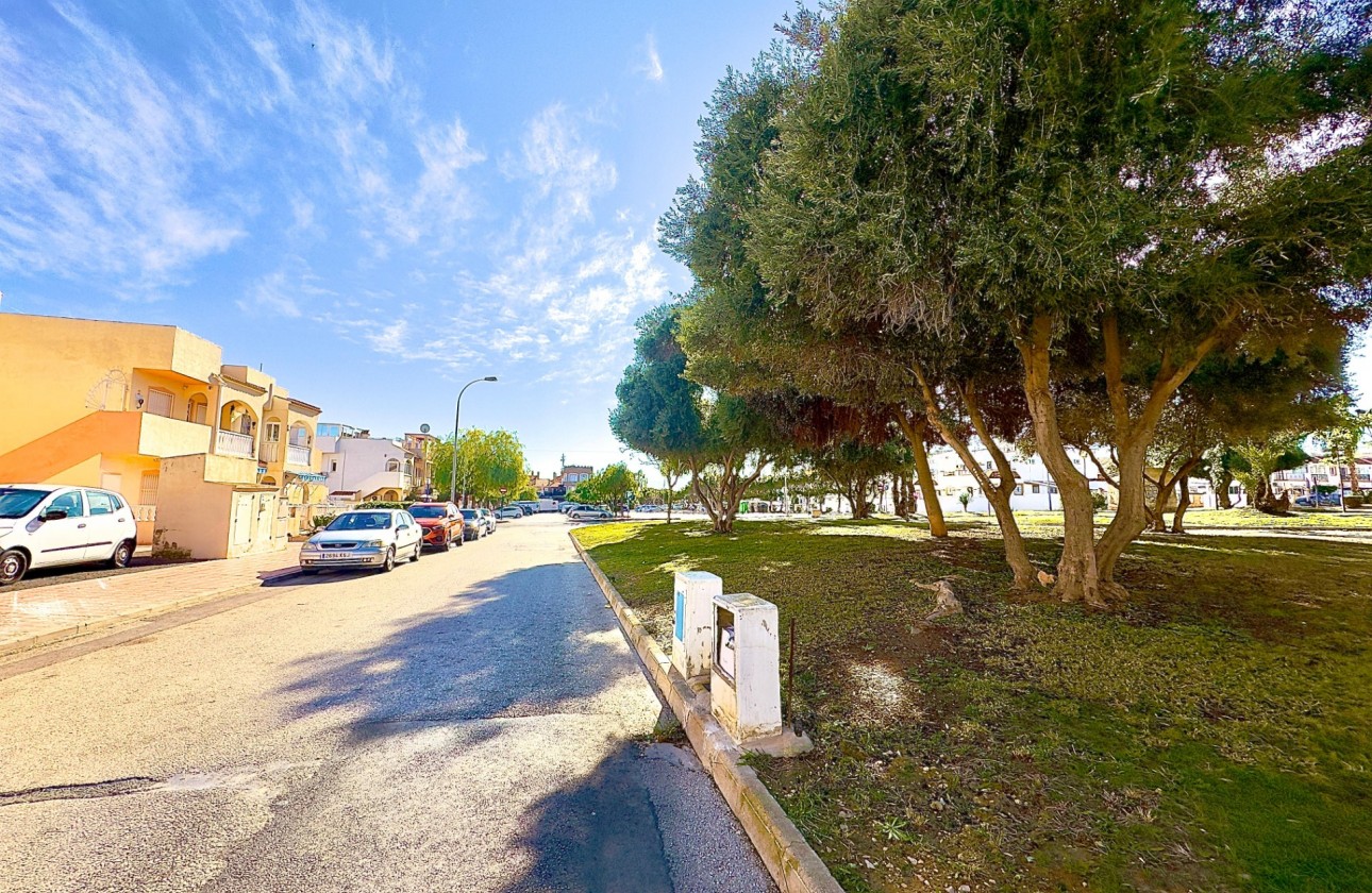 Videresalg - Bungalow - Orihuela Costa - La Florida