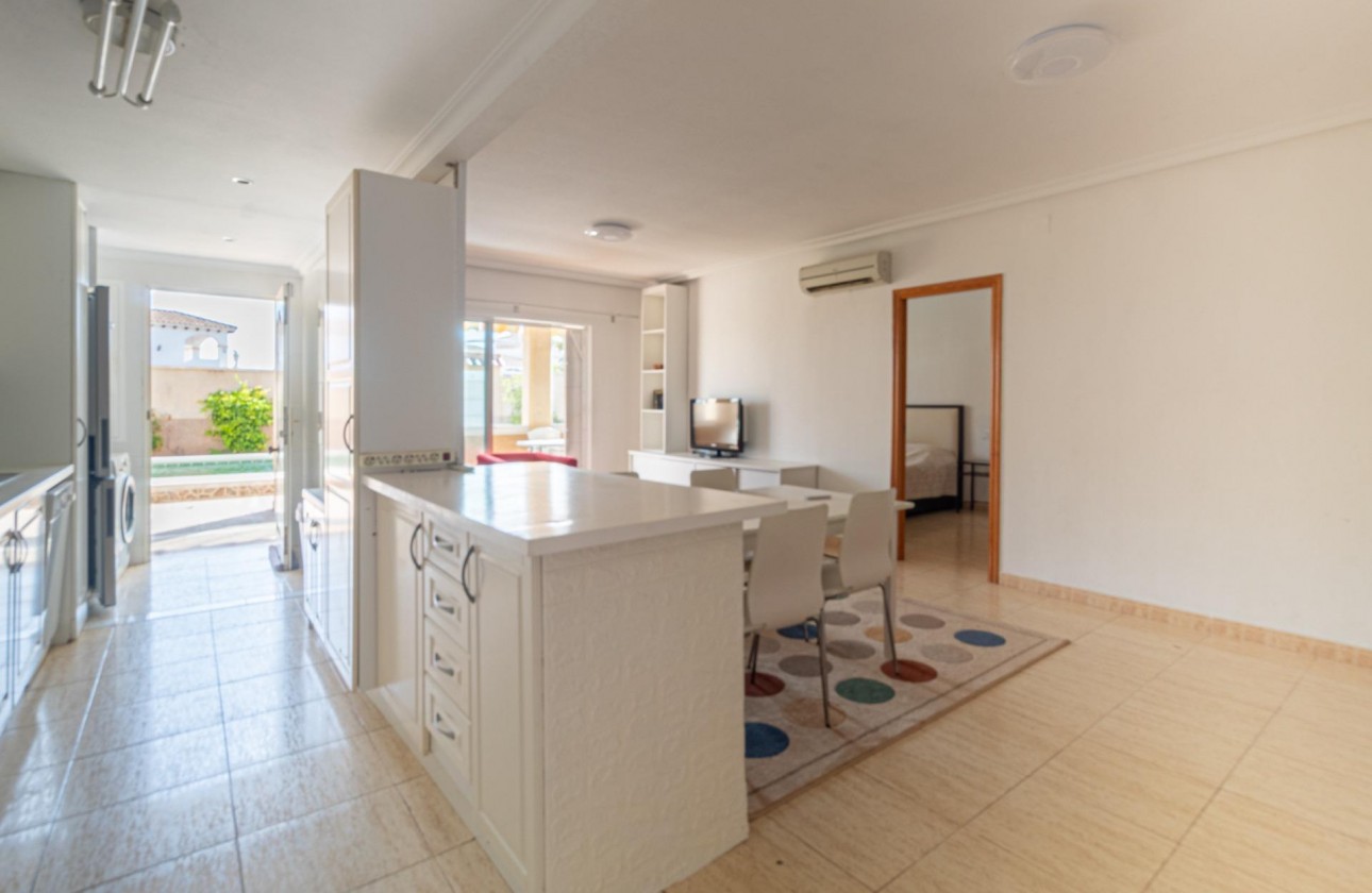 Videresalg - Bungalow - Orihuela Costa - Punta Prima