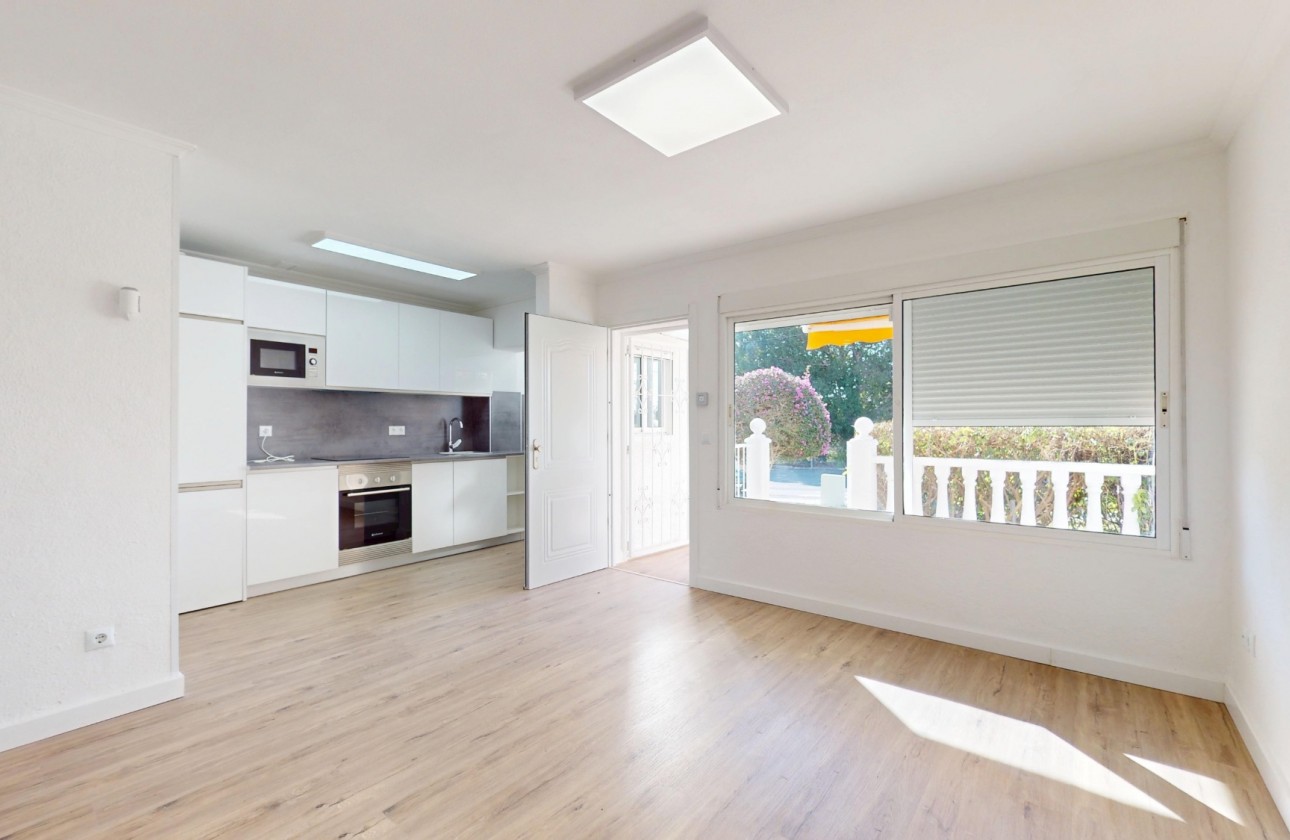 Videresalg - Bungalow - Orihuela Costa - Villamartín