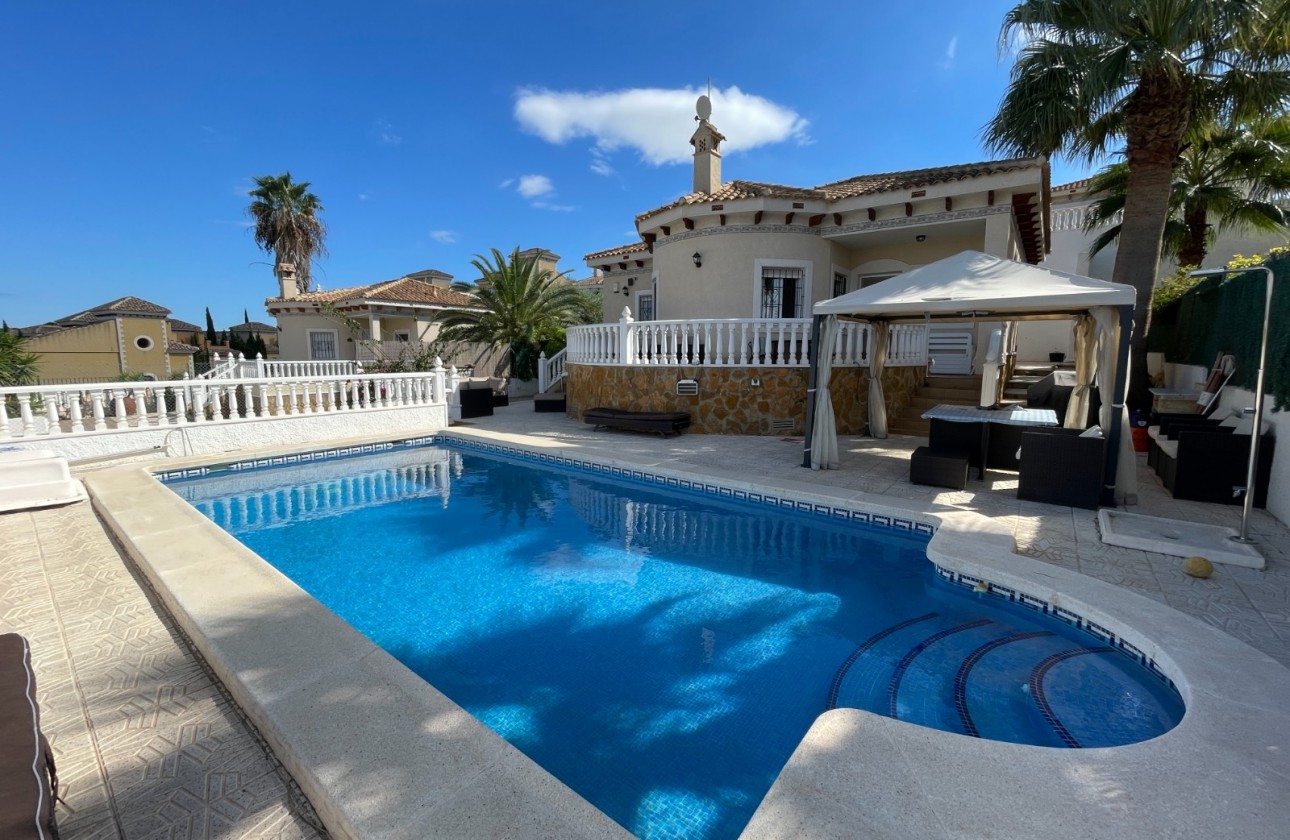 Videresalg - Detached Villa - Bigastro