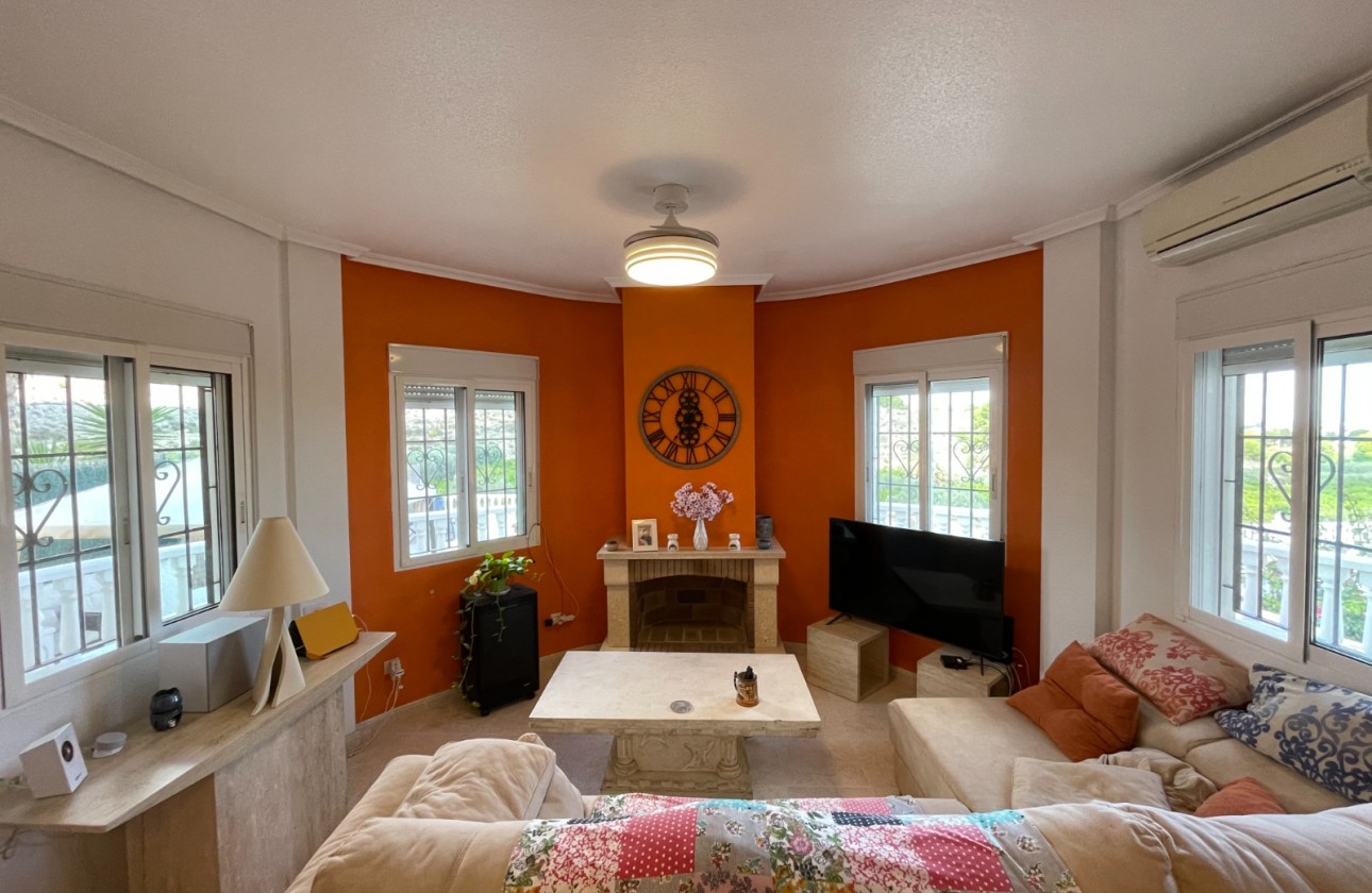 Videresalg - Detached Villa - Bigastro