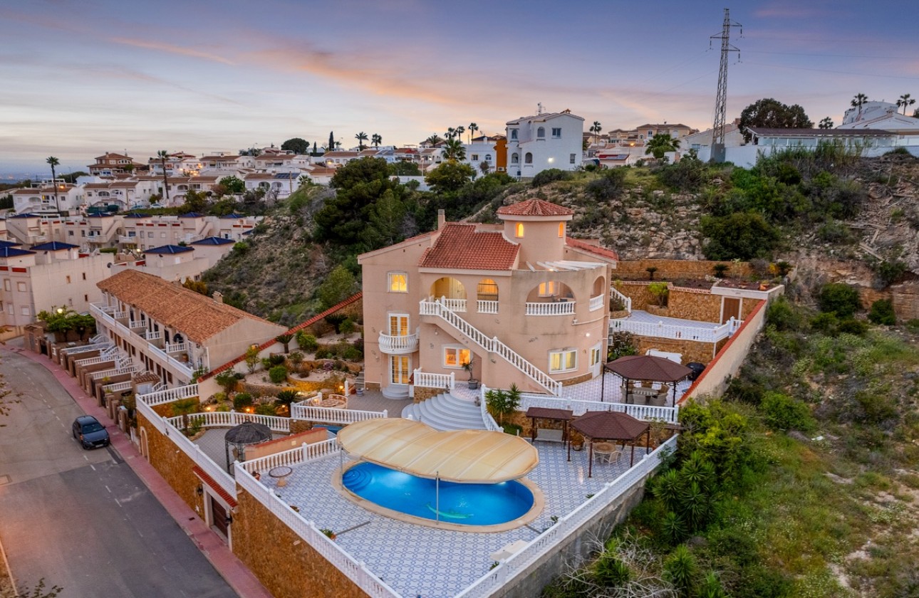 Videresalg - Detached Villa - Ciudad Quesada