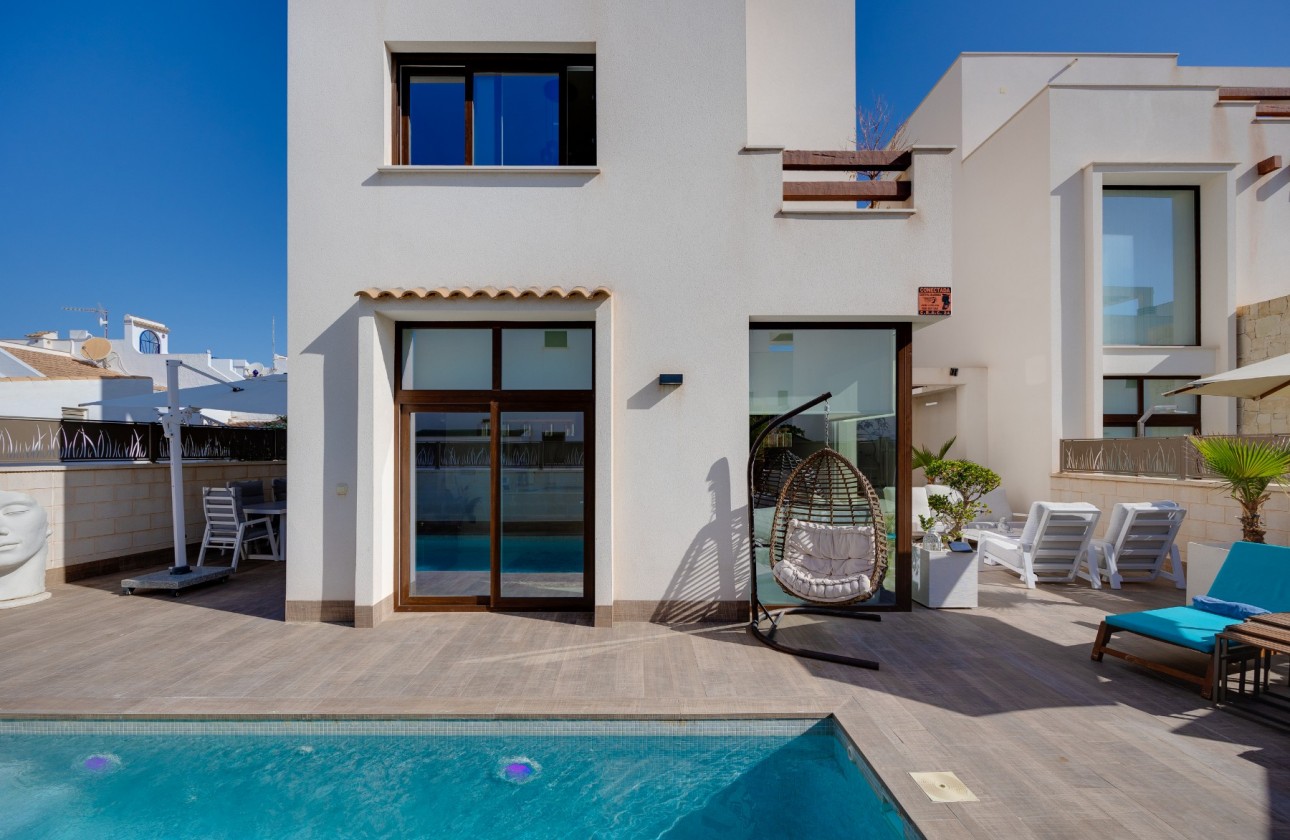 Videresalg - Detached Villa - Ciudad Quesada