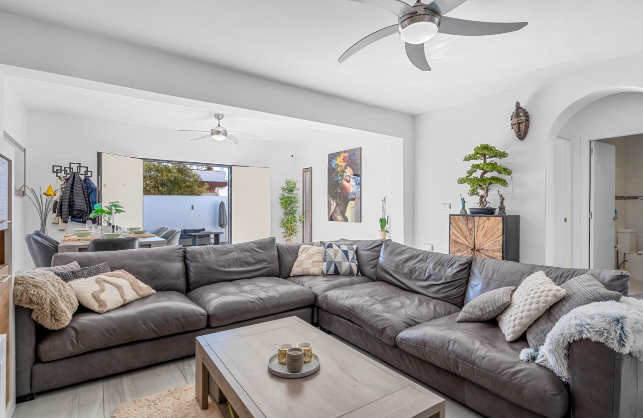 Videresalg - Detached Villa - Ciudad Quesada