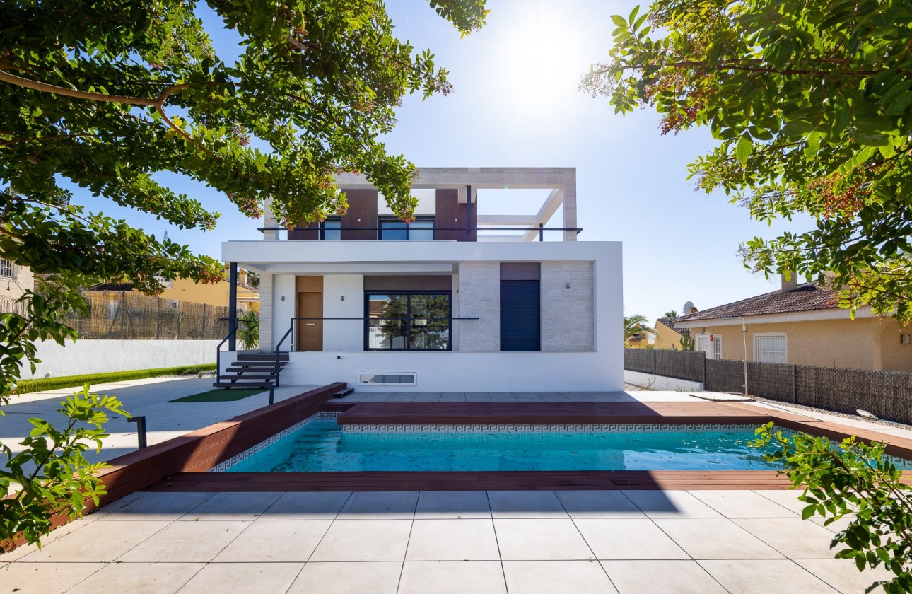 Videresalg - Detached Villa - Ciudad Quesada