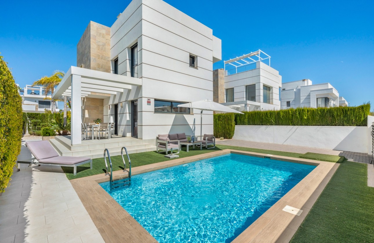 Videresalg - Detached Villa - Ciudad Quesada