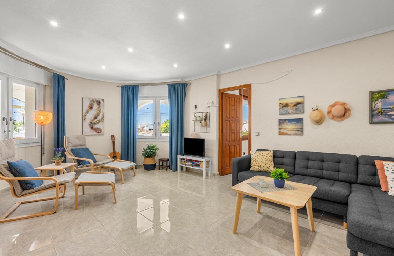 Videresalg - Detached Villa - Ciudad Quesada