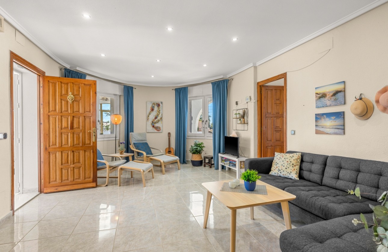 Videresalg - Detached Villa - Ciudad Quesada