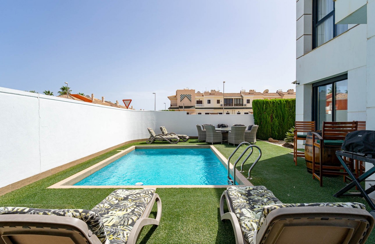 Videresalg - Detached Villa - Ciudad Quesada