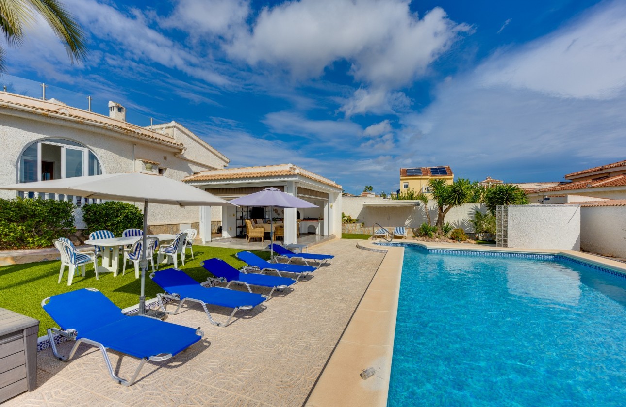 Videresalg - Detached Villa - Ciudad Quesada