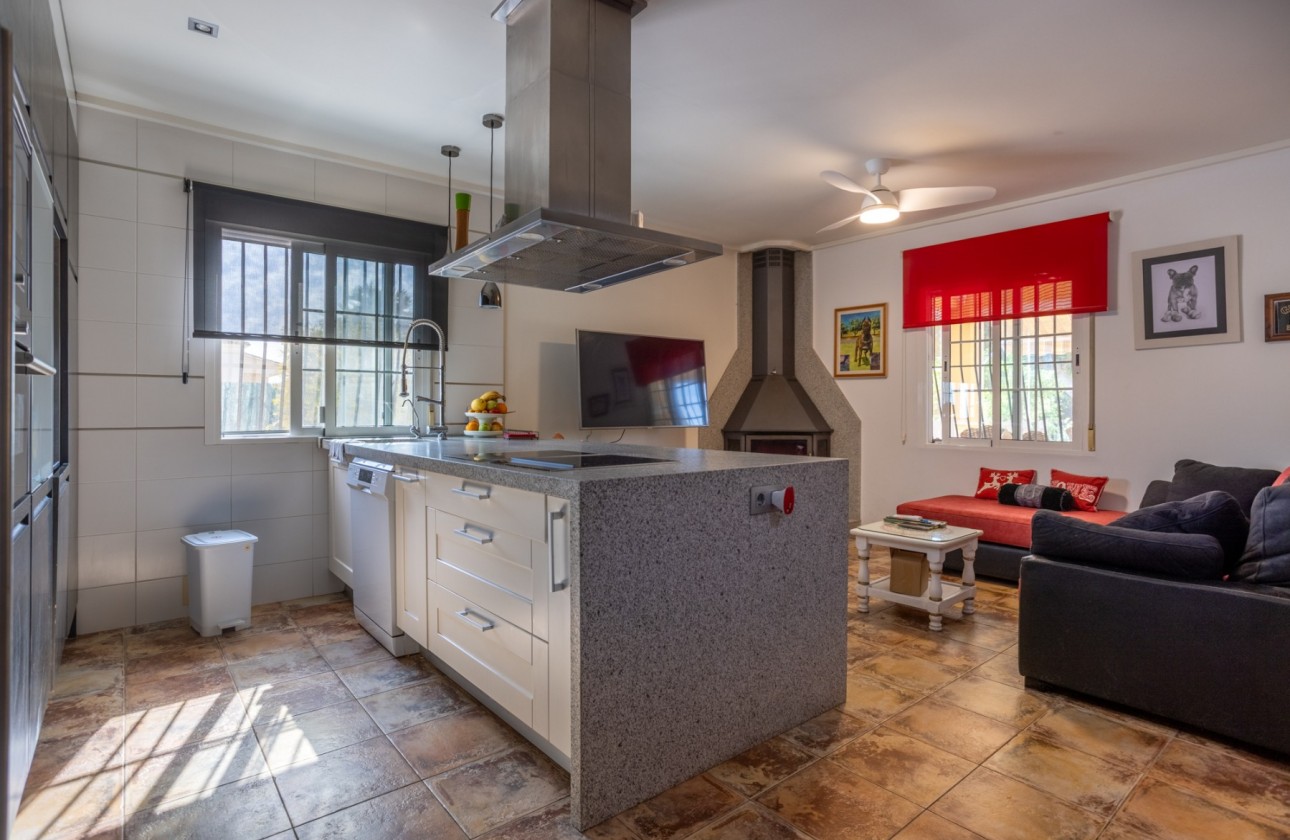 Videresalg - Detached Villa - Elche - La Hoya