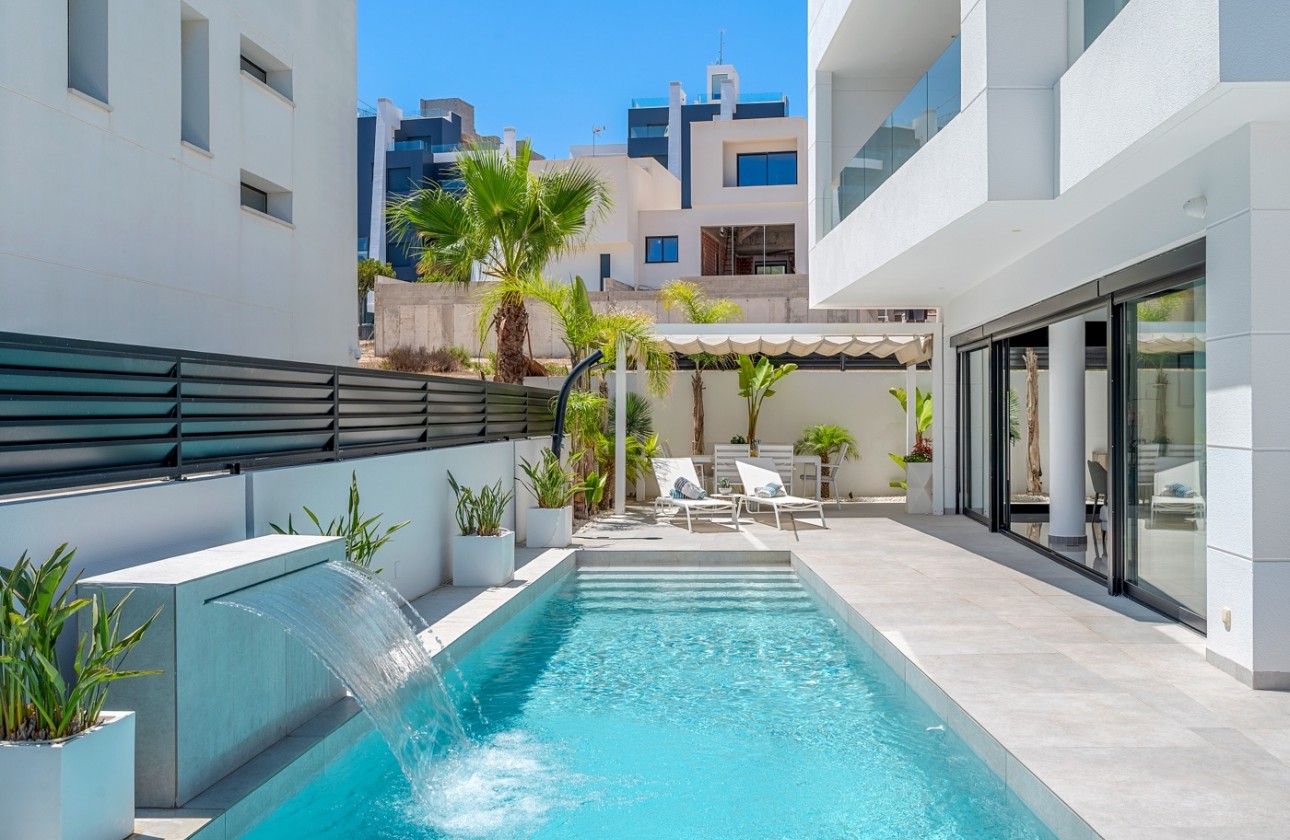 Videresalg - Detached Villa - Guardamar del Segura