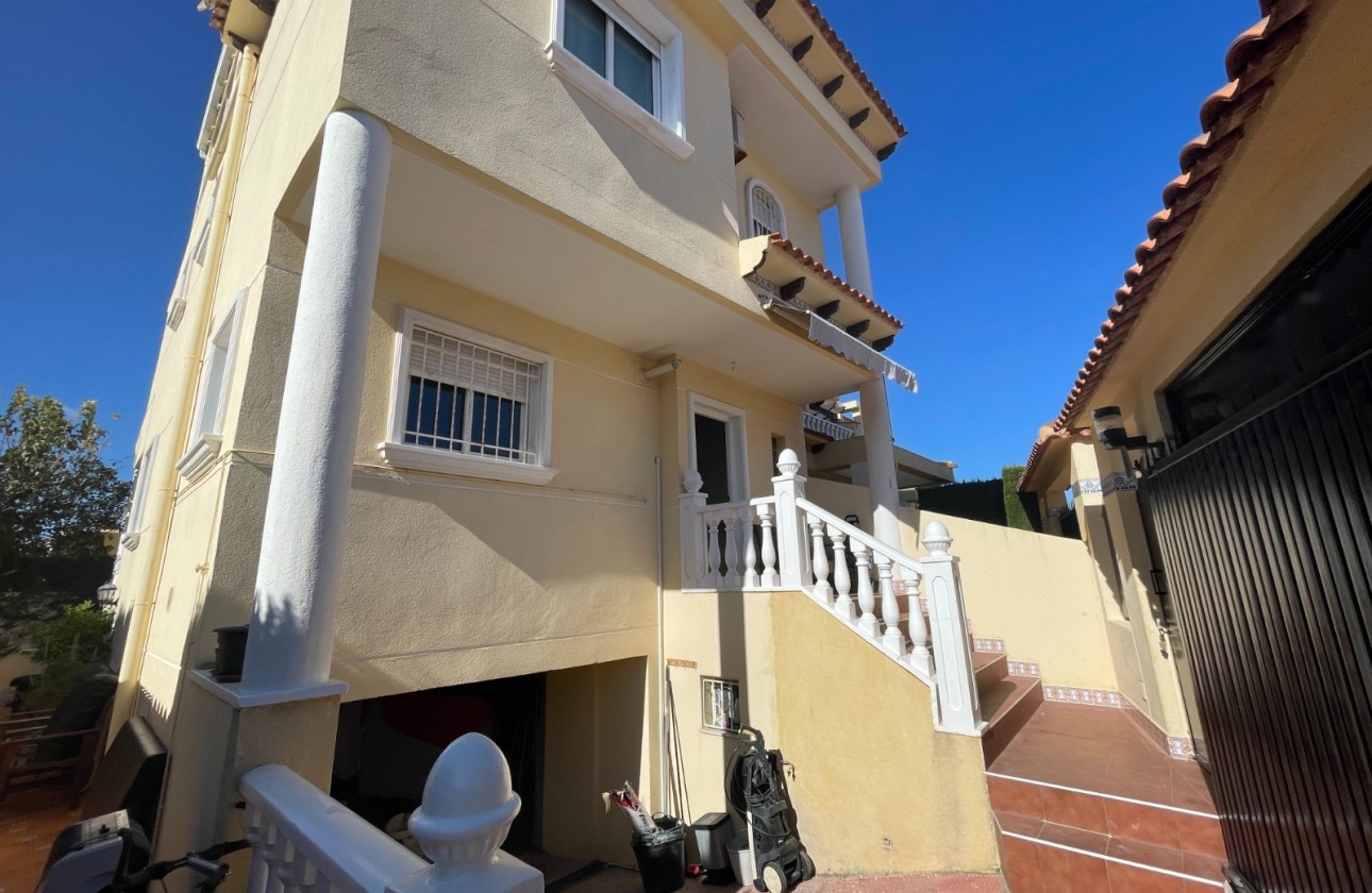 Videresalg - Detached Villa - Guardamar del Segura