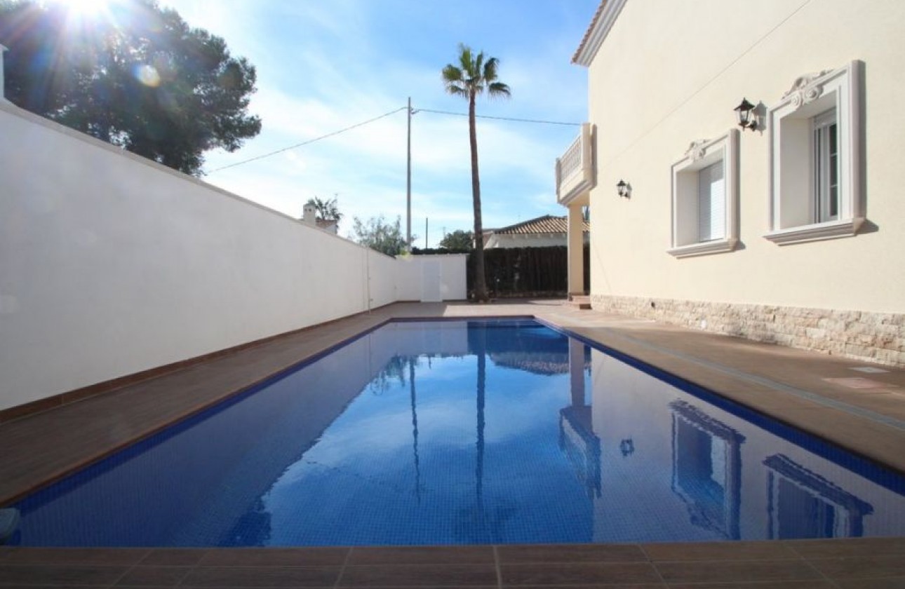 Videresalg - Detached Villa - Orihuela Costa - Cabo Roig