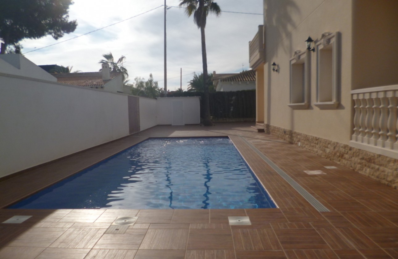 Videresalg - Detached Villa - Orihuela Costa - Cabo Roig