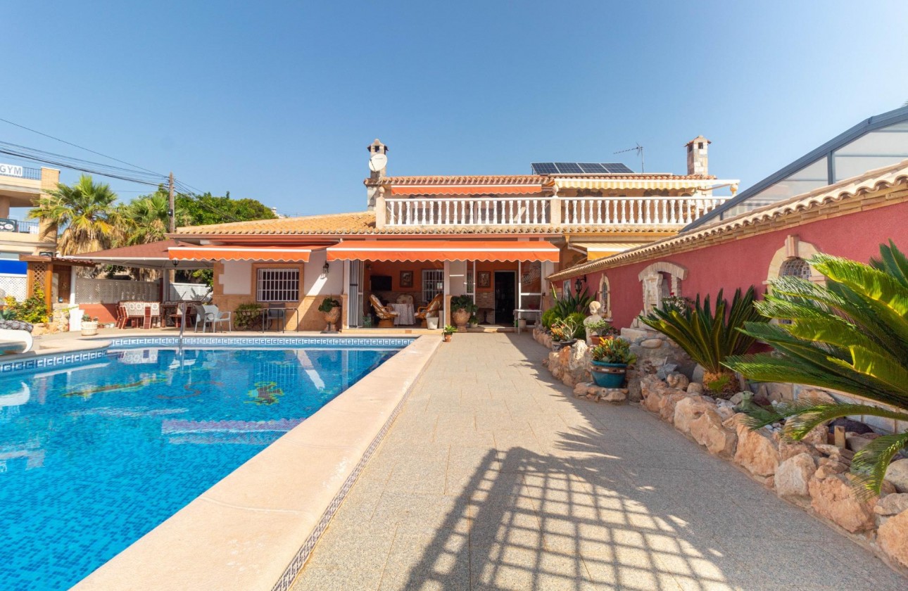 Videresalg - Detached Villa - Orihuela Costa - Cabo Roig