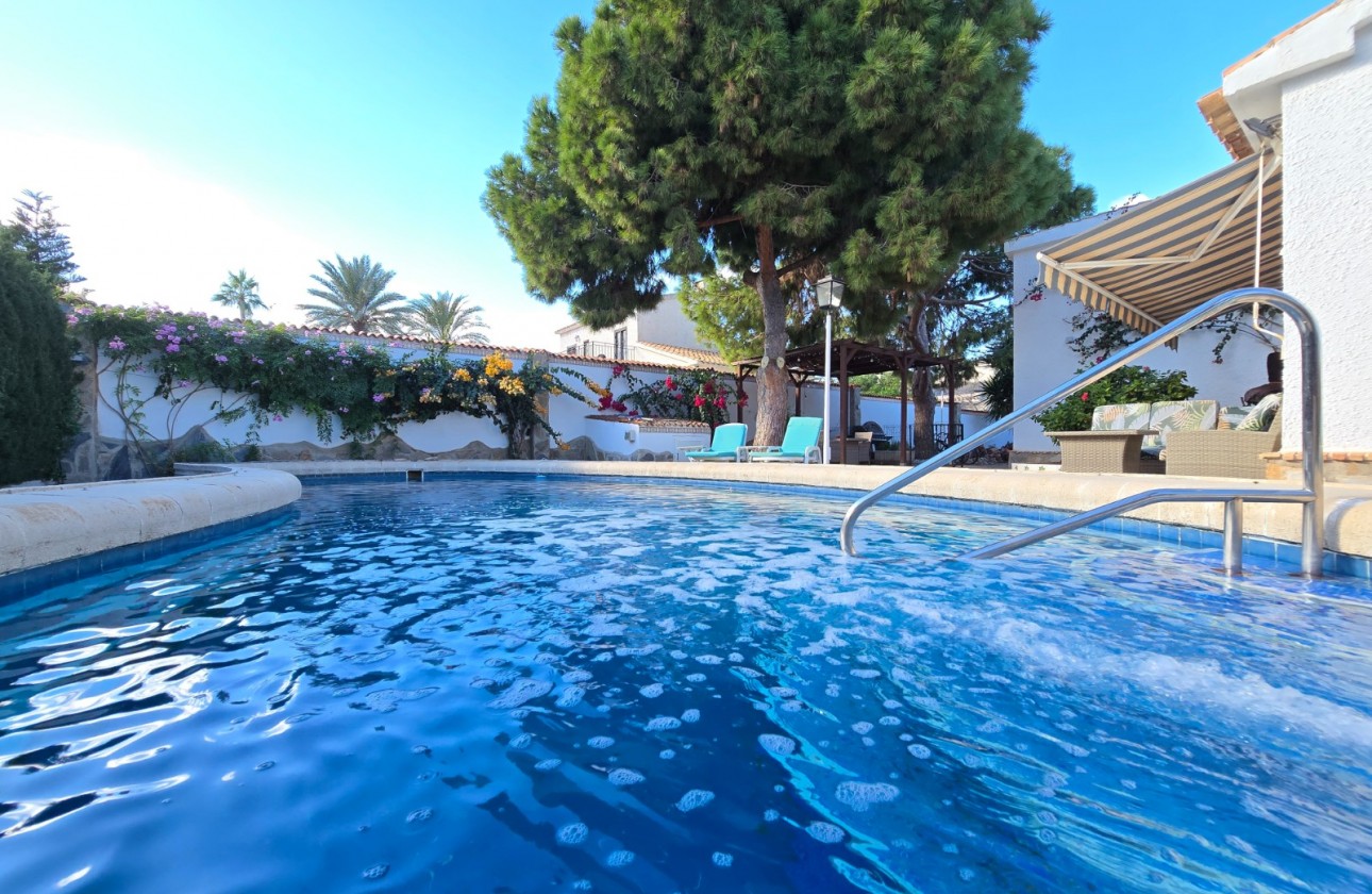 Videresalg - Detached Villa - Orihuela Costa - Cabo Roig *