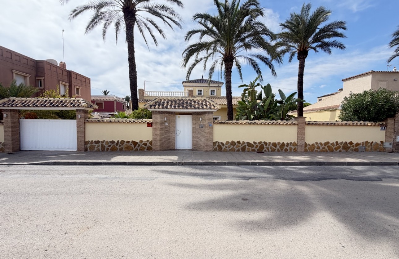 Videresalg - Detached Villa - Orihuela Costa - Cabo Roig