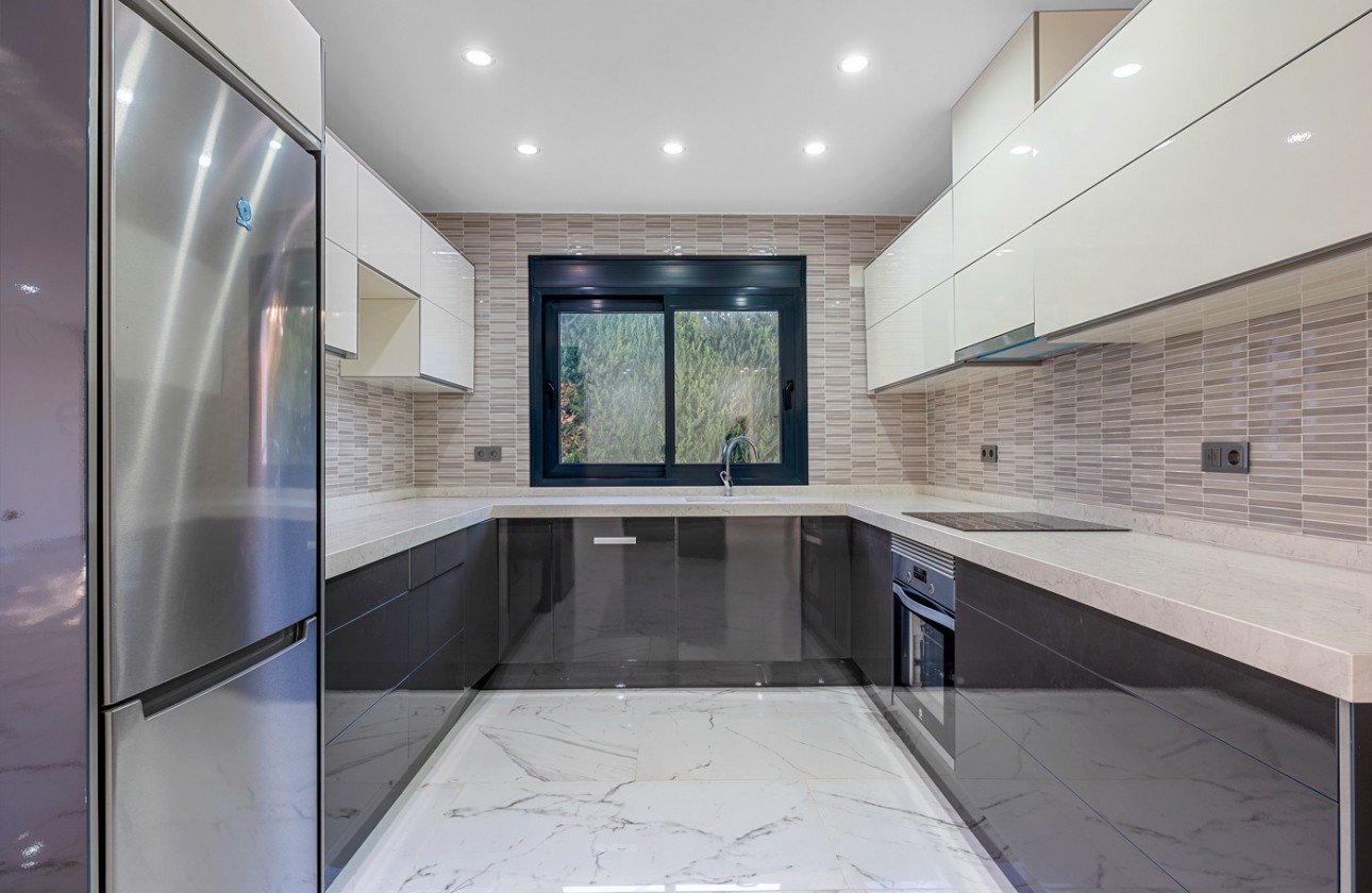 Videresalg - Detached Villa - Orihuela Costa - Campoamor