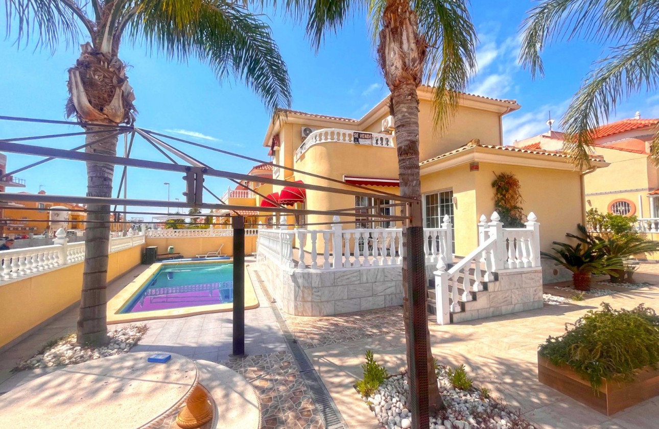 Videresalg - Detached Villa - Orihuela Costa - La Zenia