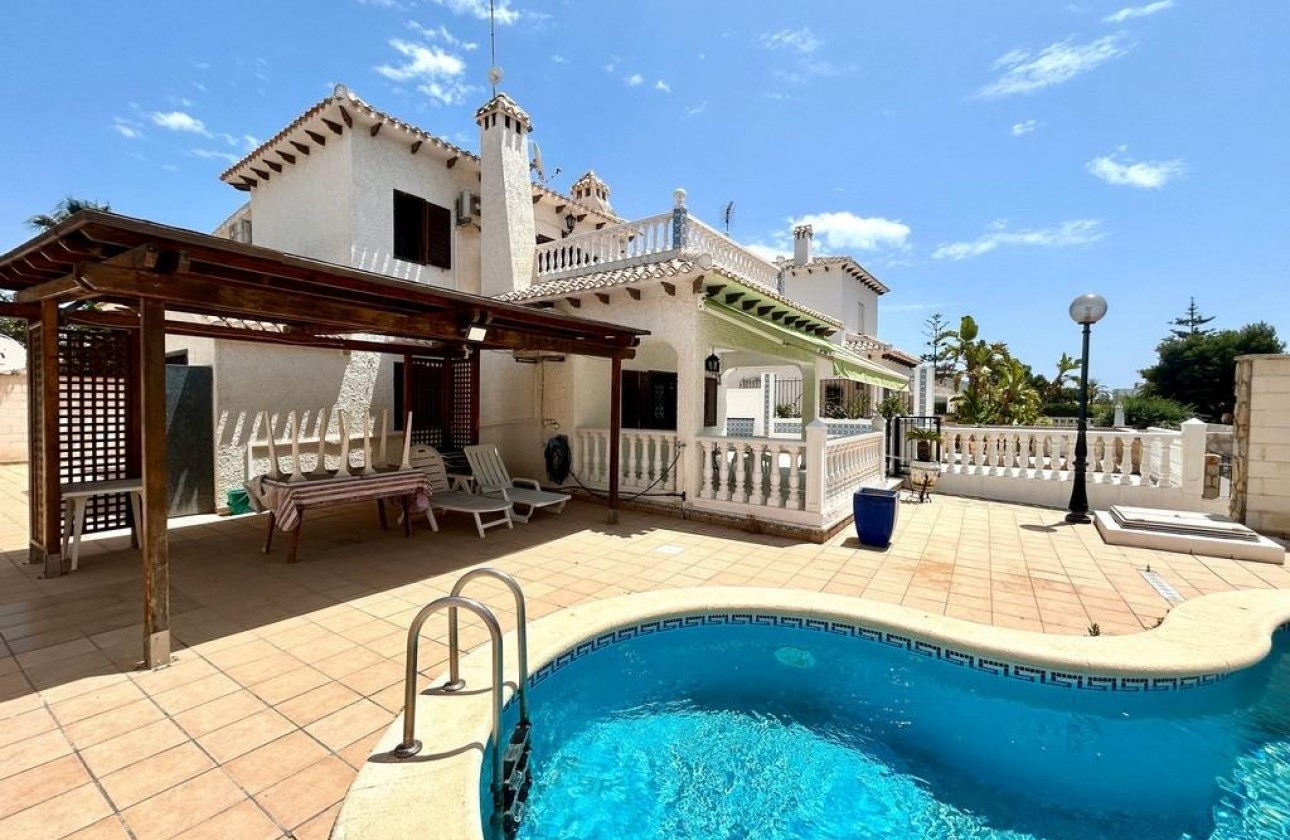 Videresalg - Detached Villa - Orihuela Costa - La Zenia