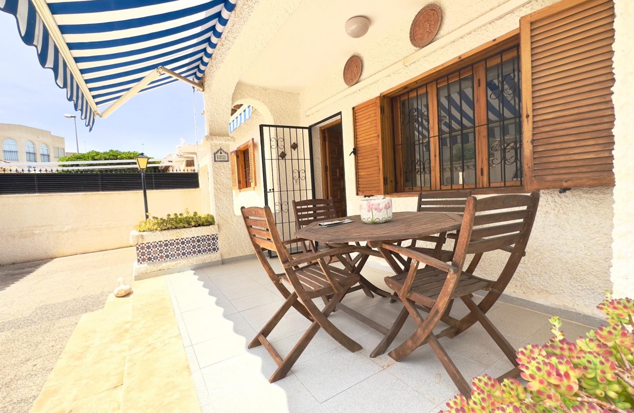 Videresalg - Detached Villa - Orihuela Costa - La Zenia