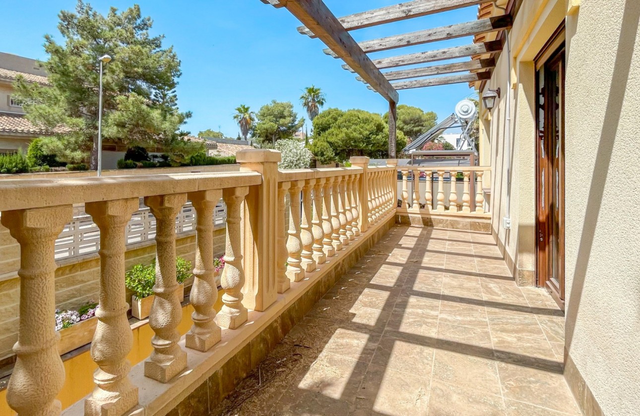Videresalg - Detached Villa - Orihuela Costa - La Zenia