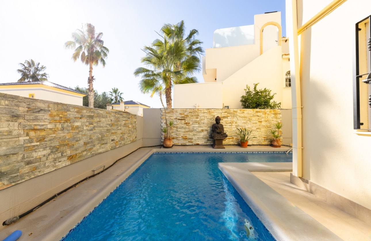 Videresalg - Detached Villa - Orihuela Costa - Las Ramblas
