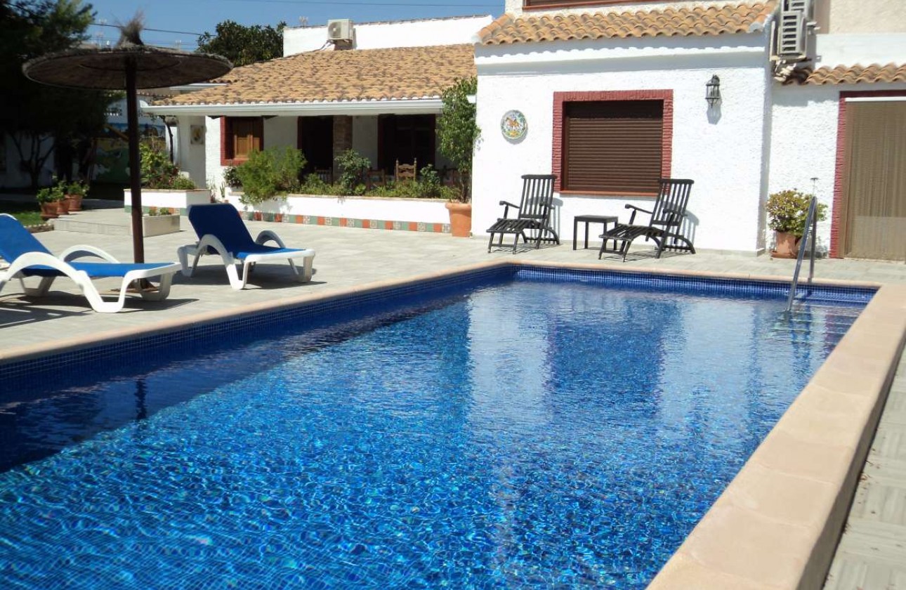 Videresalg - Detached Villa - Orihuela Costa - Lomas de Cabo Roig