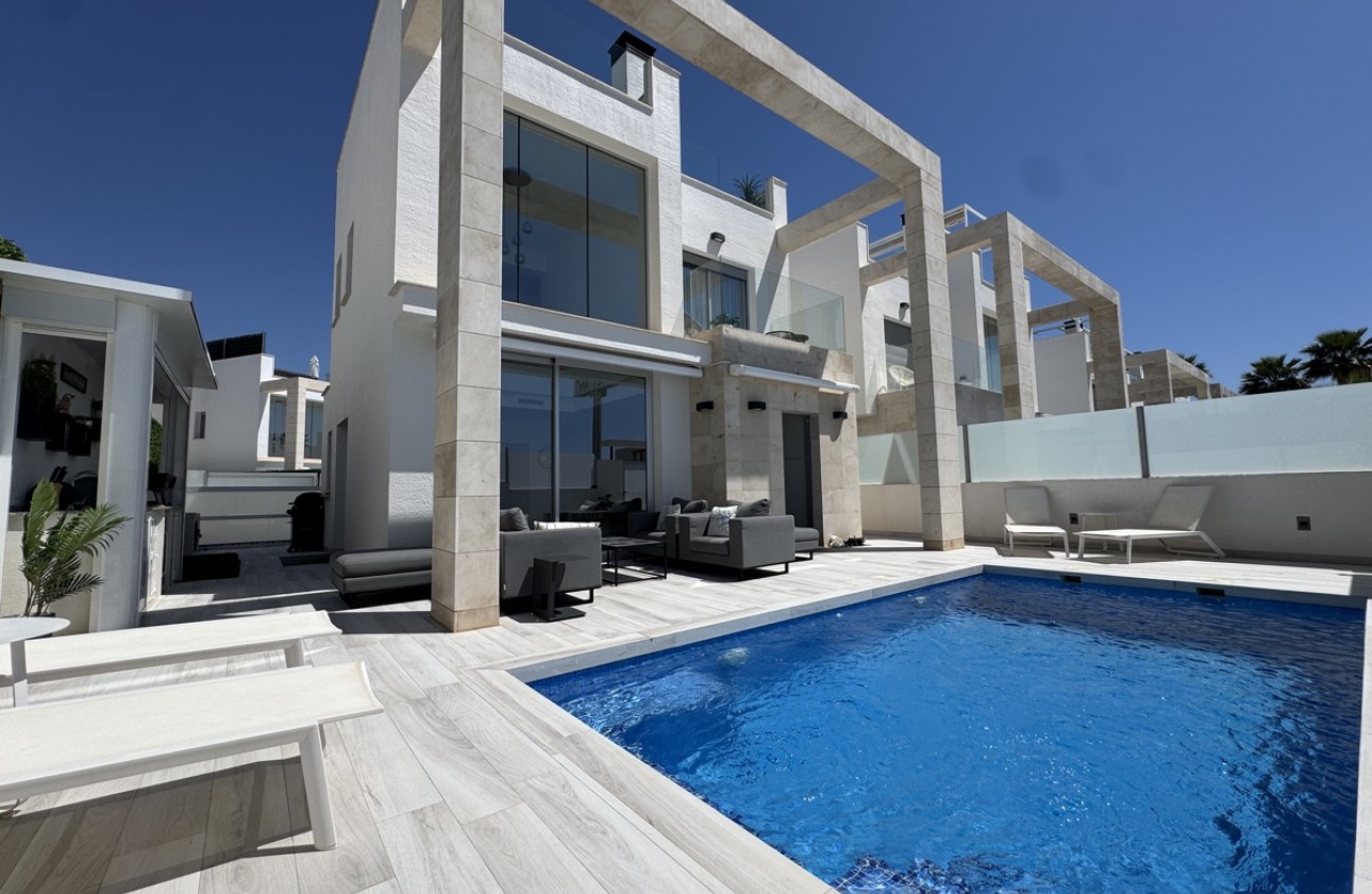 Videresalg - Detached Villa - Orihuela Costa - Lomas de Cabo Roig
