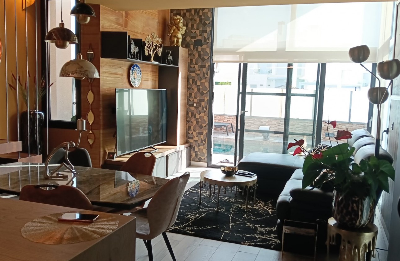 Videresalg - Detached Villa - Orihuela Costa - Lomas de Cabo Roig
