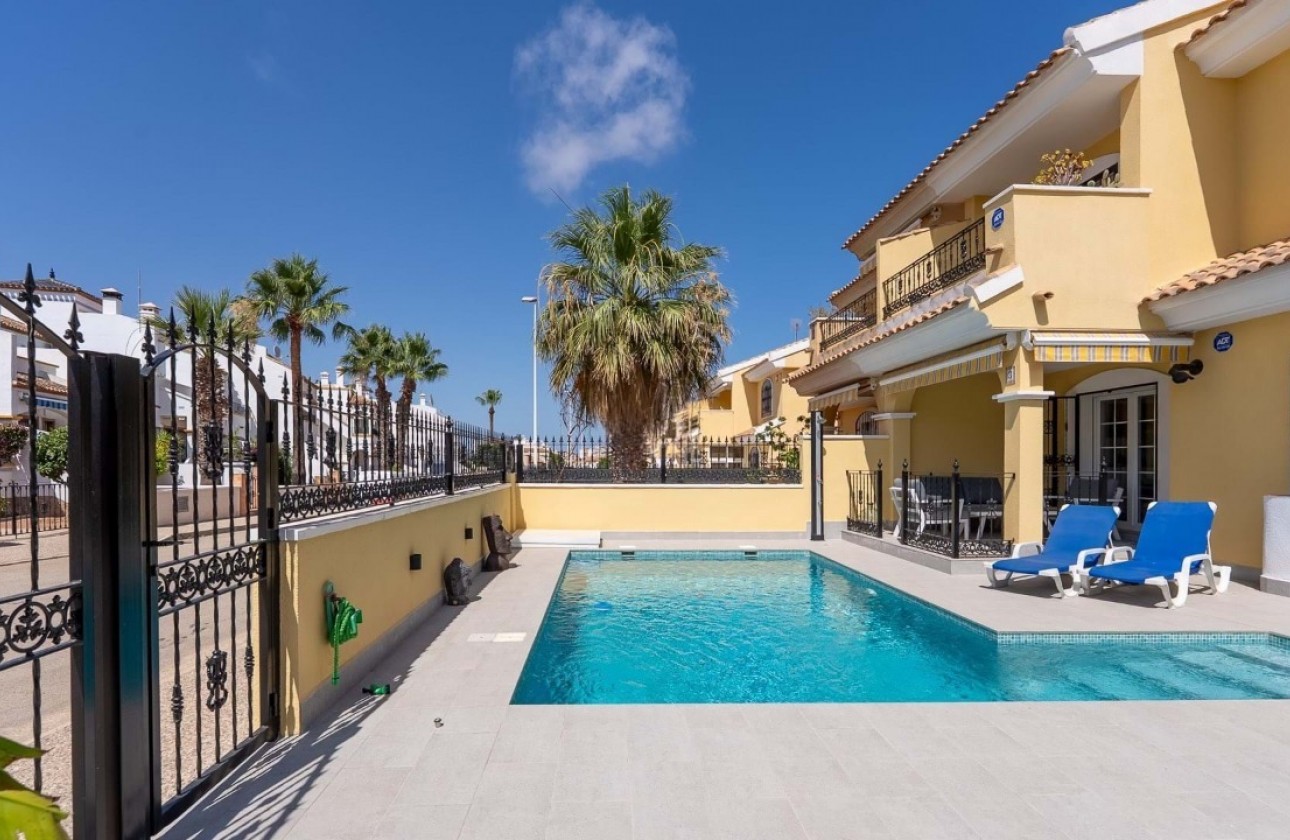 Videresalg - Detached Villa - Orihuela Costa - Los Dolses