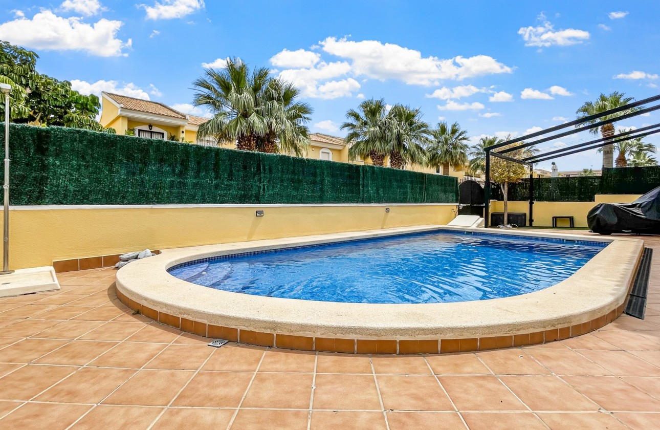 Videresalg - Detached Villa - Orihuela Costa - Los Dolses