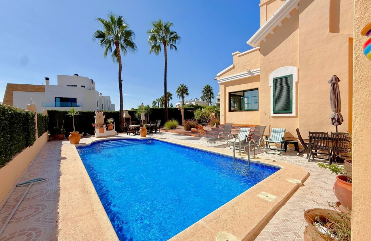 Videresalg - Detached Villa - Orihuela Costa - Los Dolses