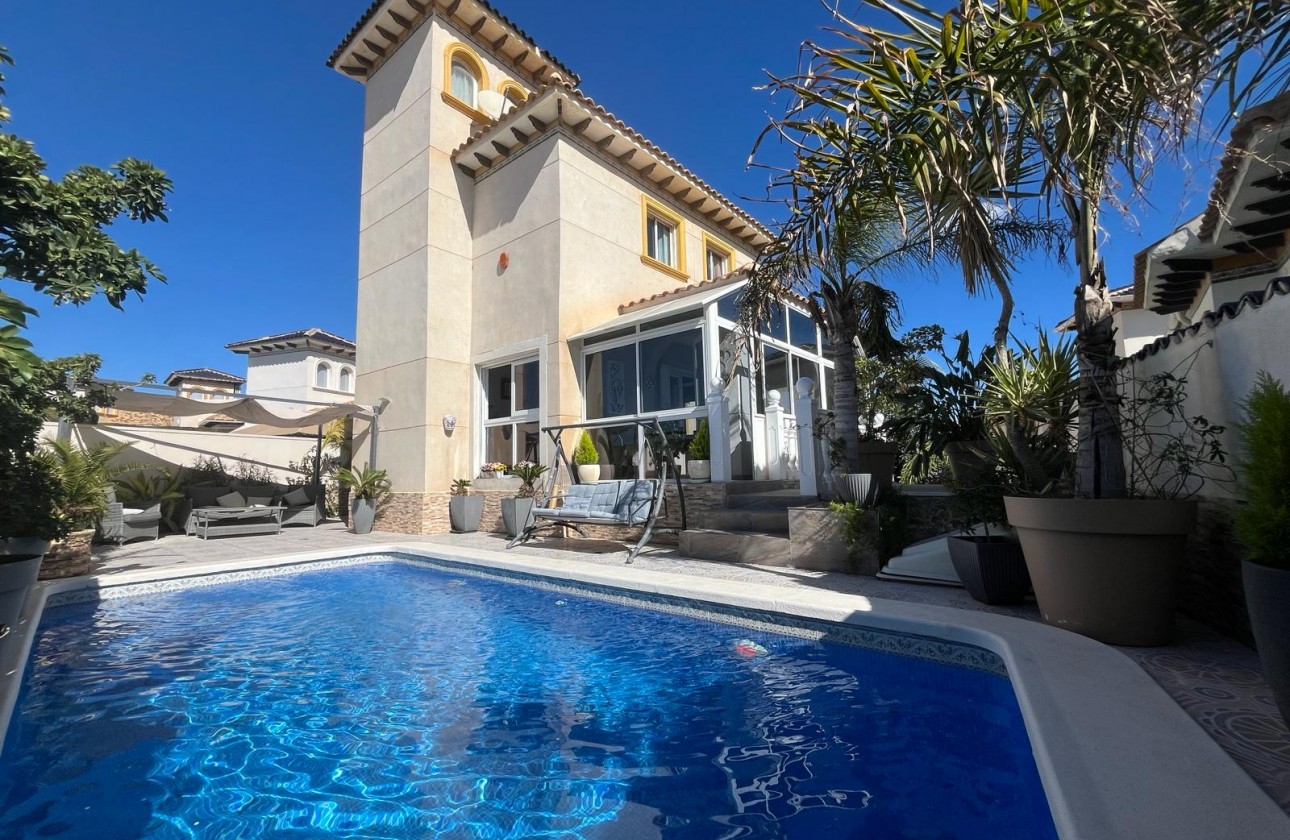 Videresalg - Detached Villa - Orihuela Costa - Playa Flamenca