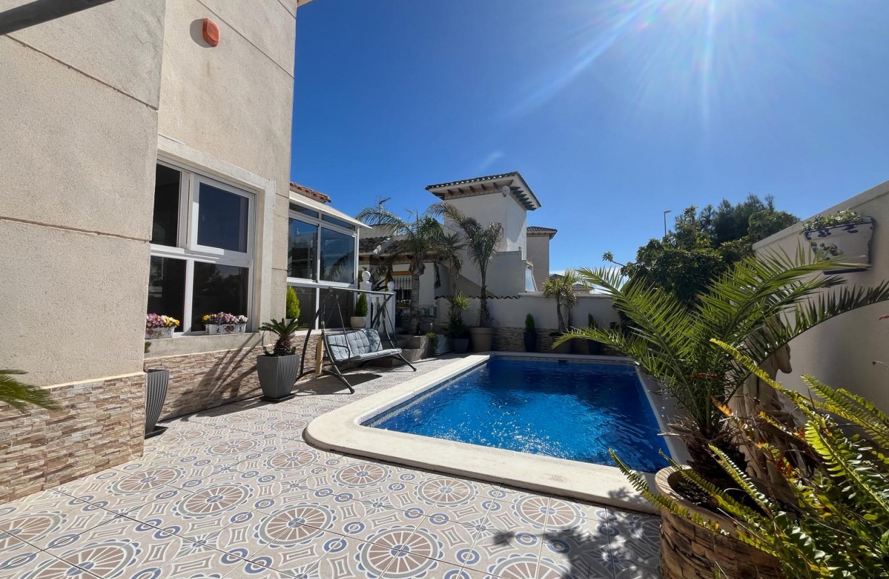 Videresalg - Detached Villa - Orihuela Costa - Playa Flamenca