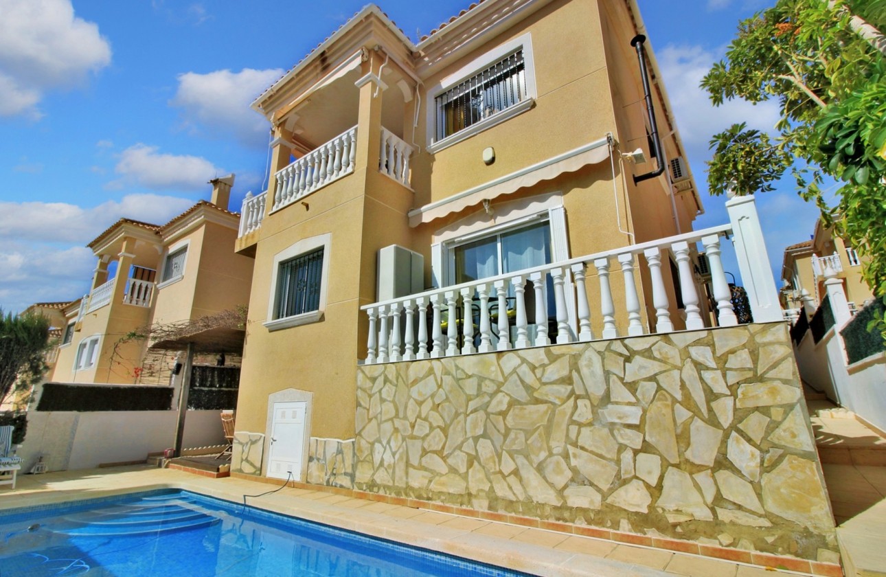 Videresalg - Detached Villa - Orihuela Costa - Villamartín