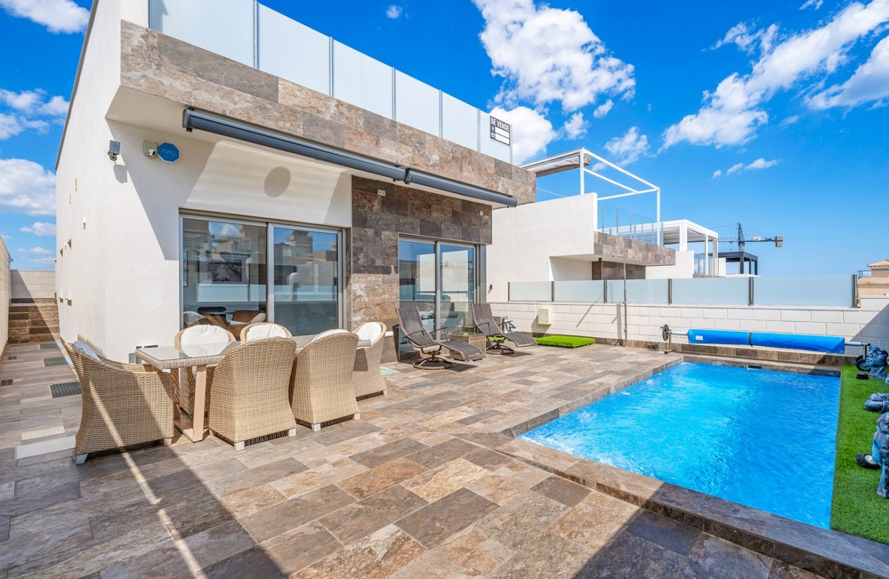 Videresalg - Detached Villa - Orihuela Costa - Villamartín