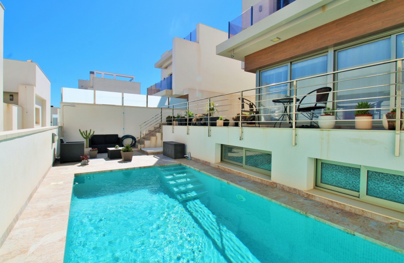 Videresalg - Detached Villa - Orihuela Costa - Villamartín
