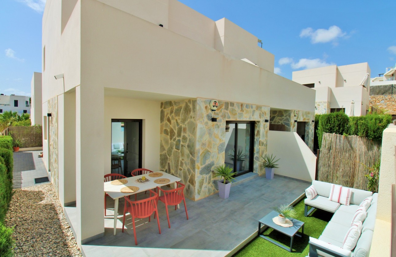 Videresalg - Detached Villa - Orihuela Costa - Villamartín