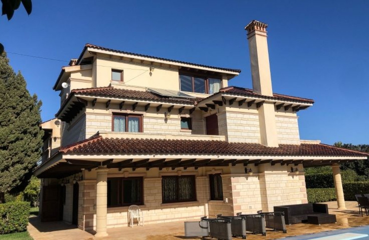 Videresalg - Detached Villa - Orihuela Costa