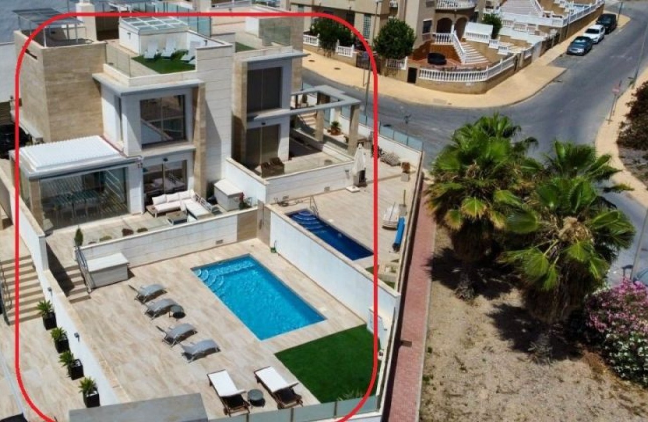 Videresalg - Detached Villa - Orihuela Costa